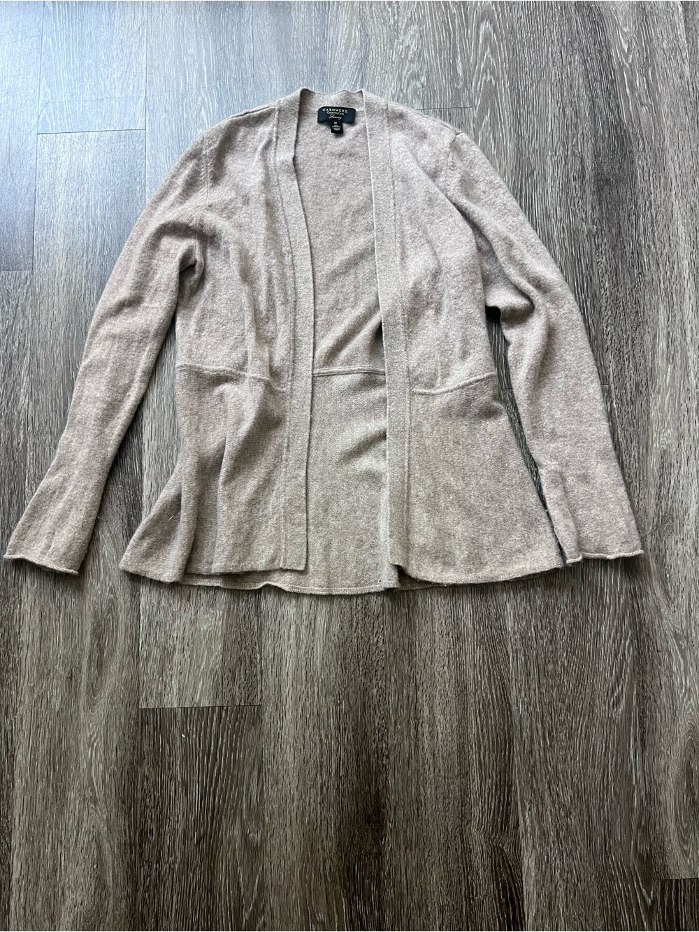 Cashmere charter club luxury brown cardigan size medium
